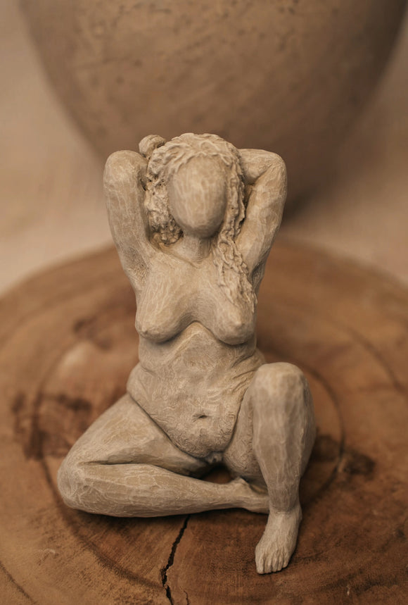 Goddess Sculpture ✨NEW ✨